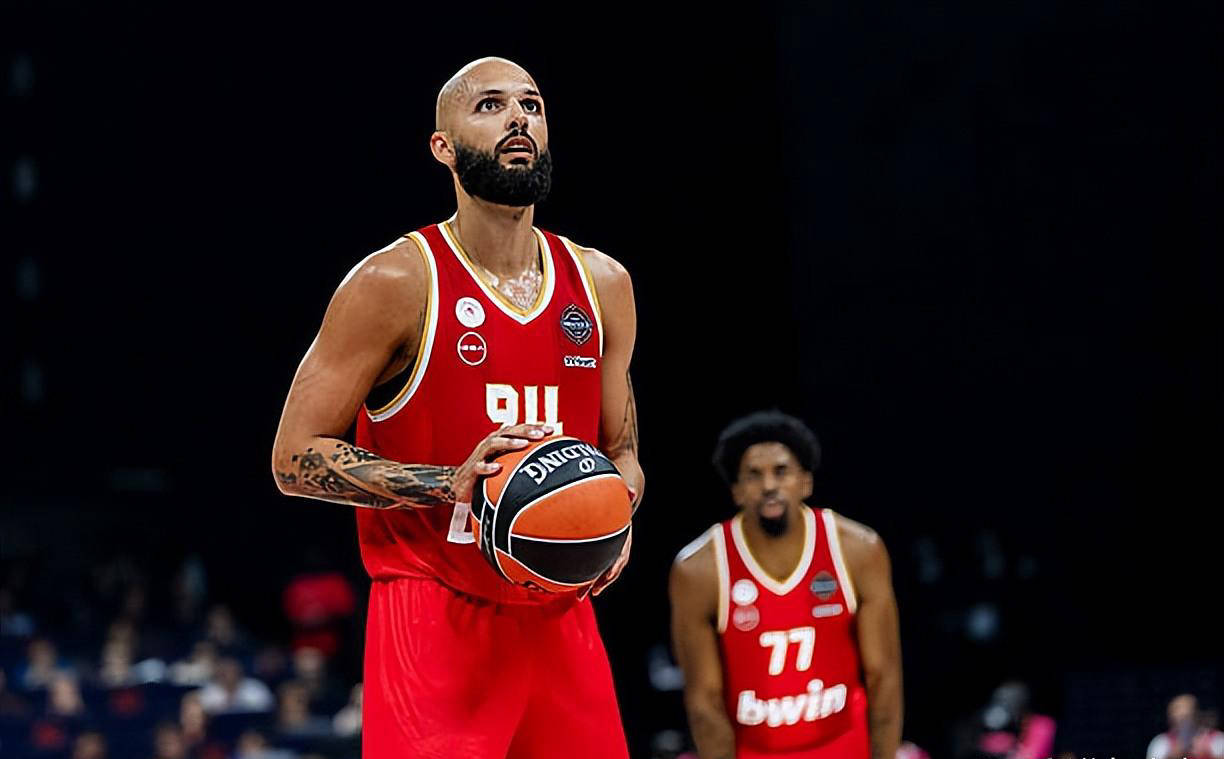 纽约尼克斯迎欧冠关键赛，加时末段篮板制胜，话题不断，训练强度明显提升(asetofkeysis还是are)