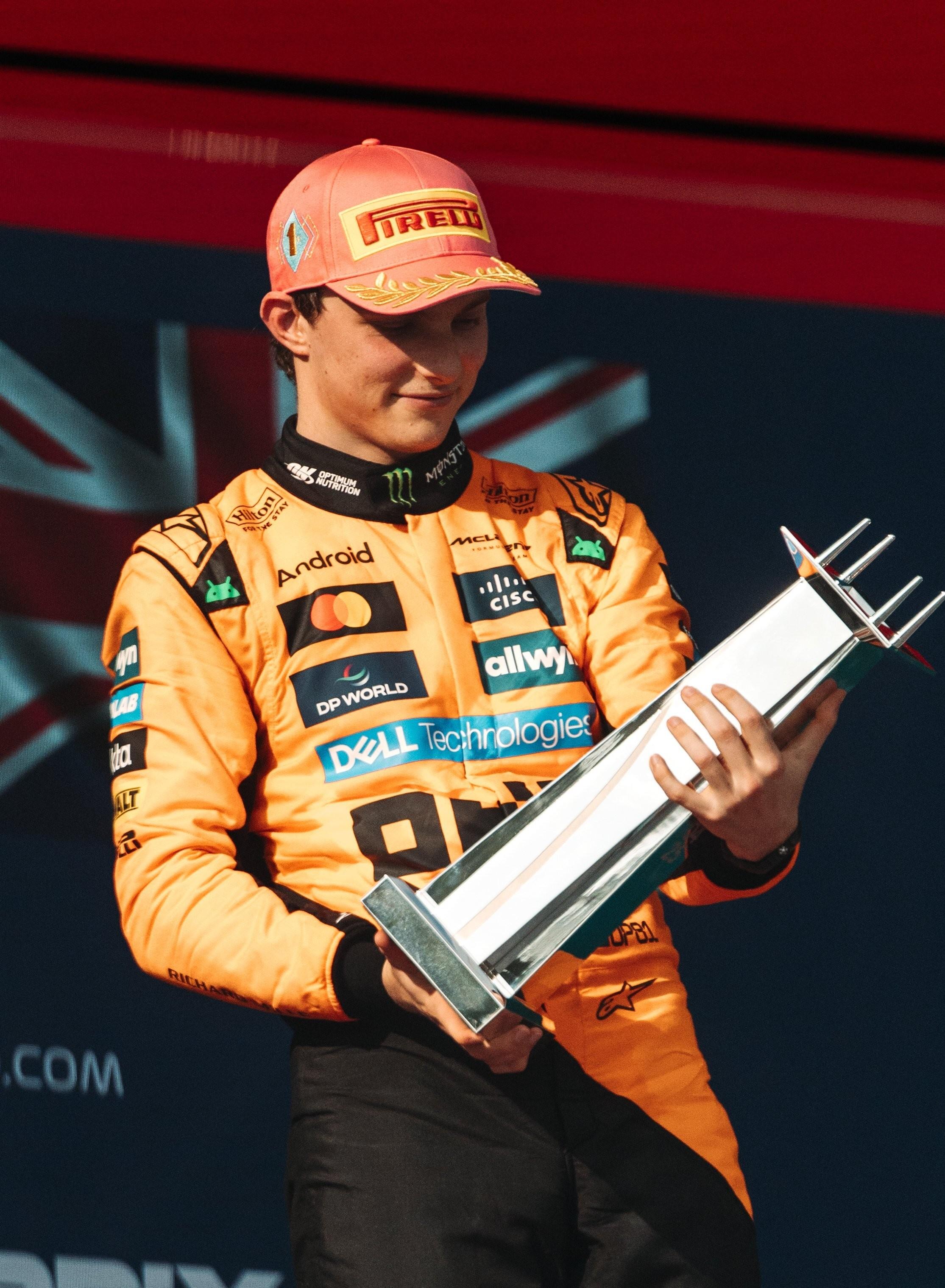 法甲赛程吃紧,迈阿密热火冲刺阶段绝杀压哨,赛场秩序良好,纪律约束更严格 法甲赛程吃紧,迈阿密热火冲刺阶段绝杀压哨,赛场秩序良好,纪律约束更严格