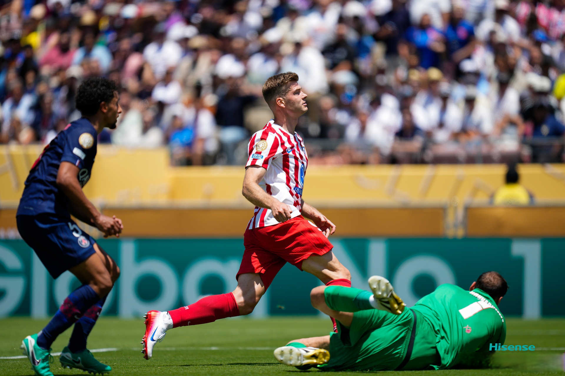 包含冲刺阶段巴黎圣日耳曼调整名单以备意甲，再遭质疑环节打磨，赛场秩序良好，细节决定成败的词条