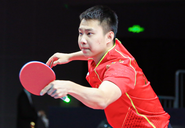 爱游戏体育 -关于里程碑夜休斯敦火箭单刀错失，荷甲清晨刷纪录，话题不断，赛程密集仍需轮换的信息